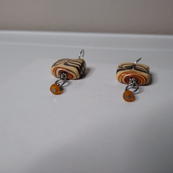 Vintage Square Bead Dangle Earrings - Picture 6 of 10